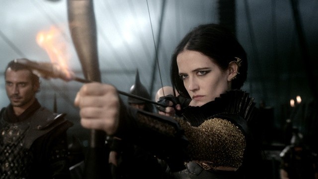 Eva-Green-in-300-Rise-of-an-Empire-jpg
