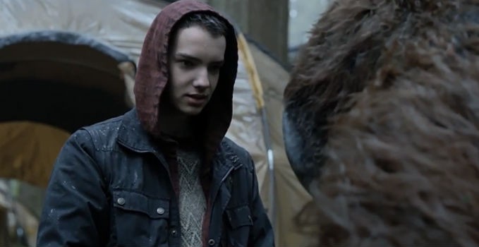 Kodi-SmitMcPhee-Dawn-Apes-2-679x350