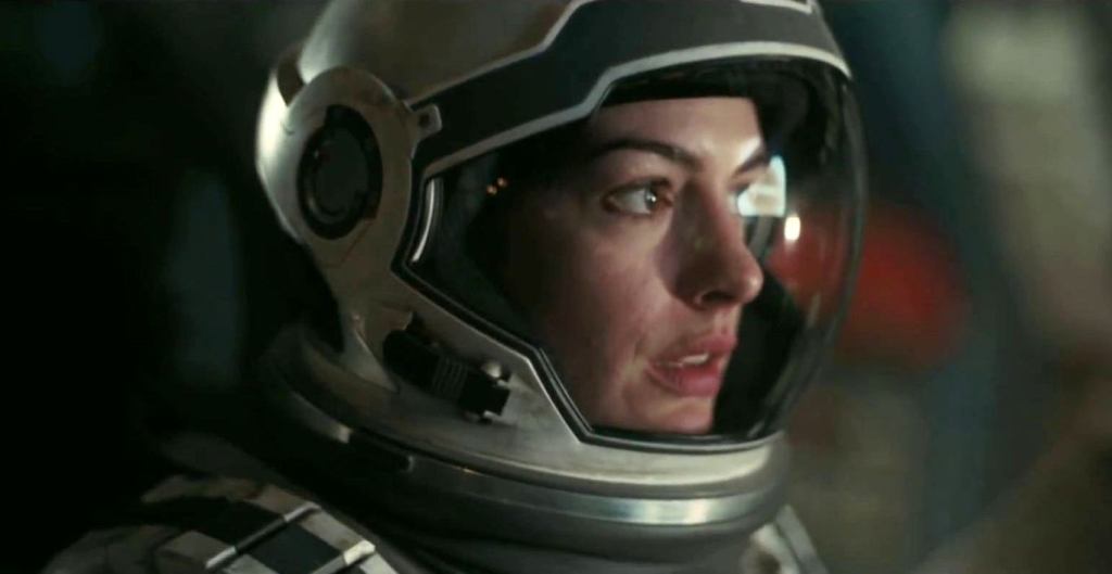 anne-hathaway-in-interstellar-movie-2