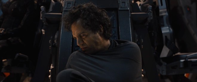 Avengers-Age-of-Ultron-Trailer-1-Mark-Ruffalo-Bruce-Banner-Quinjet