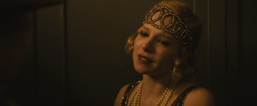 livebynight-ynms-siennamillercryingflapper