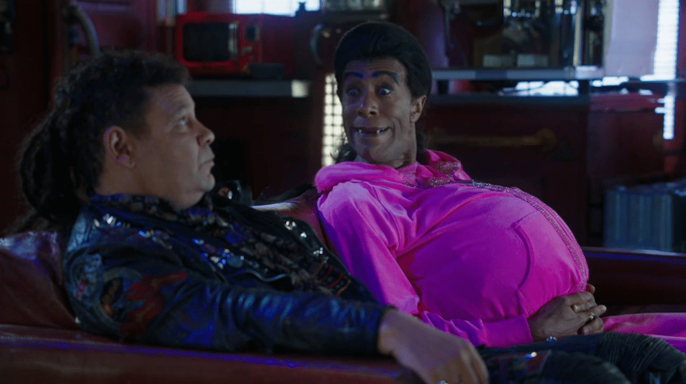 red-dwarf-xi-11-06-can-of-worms-pregnant-cat