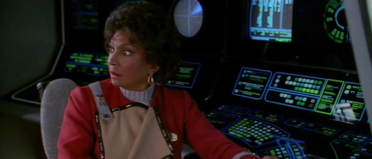 nichelle-nichols-as-cmdr-uhura-in-star-trek