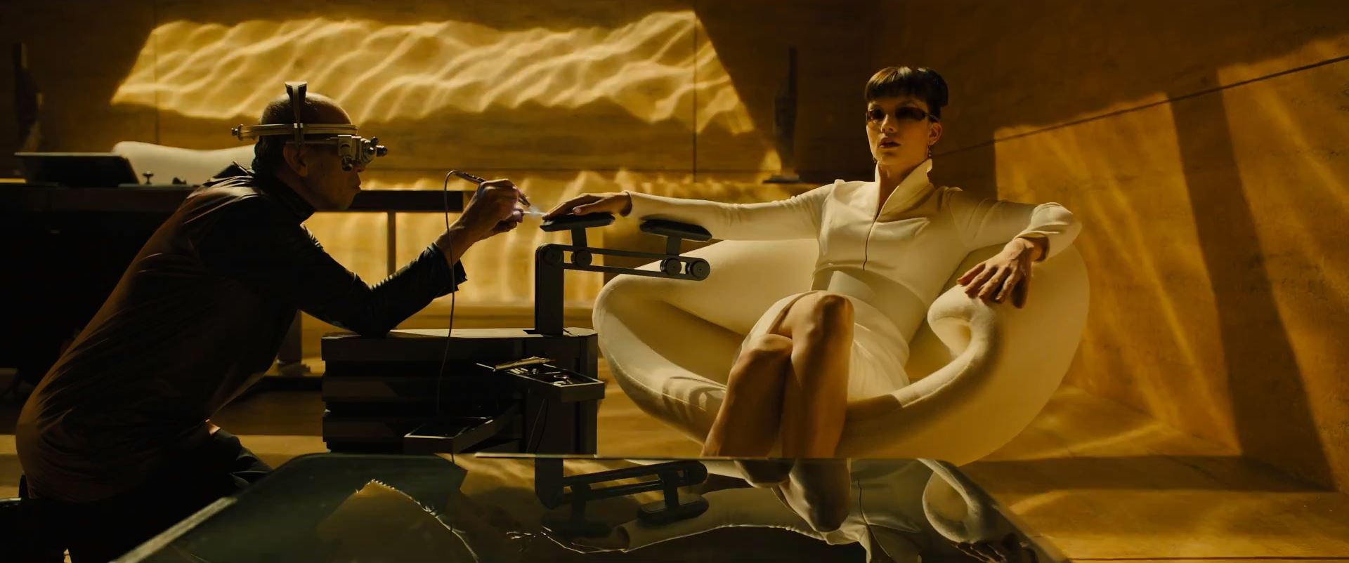 Sylvia-Hoeks-as-Luv-Blade-Runner-2049