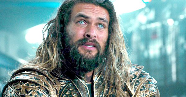 Justice-League-Aquaman-Jason-Momoa-Shirtless-Photo