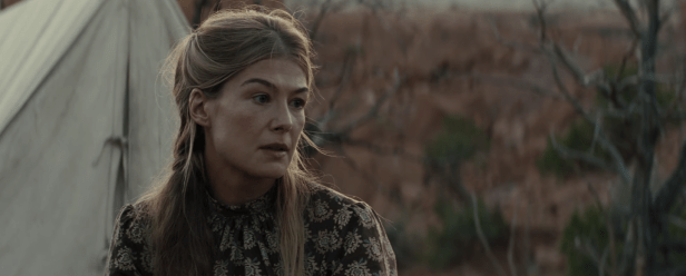 hostiles-movie-rosamund-pike