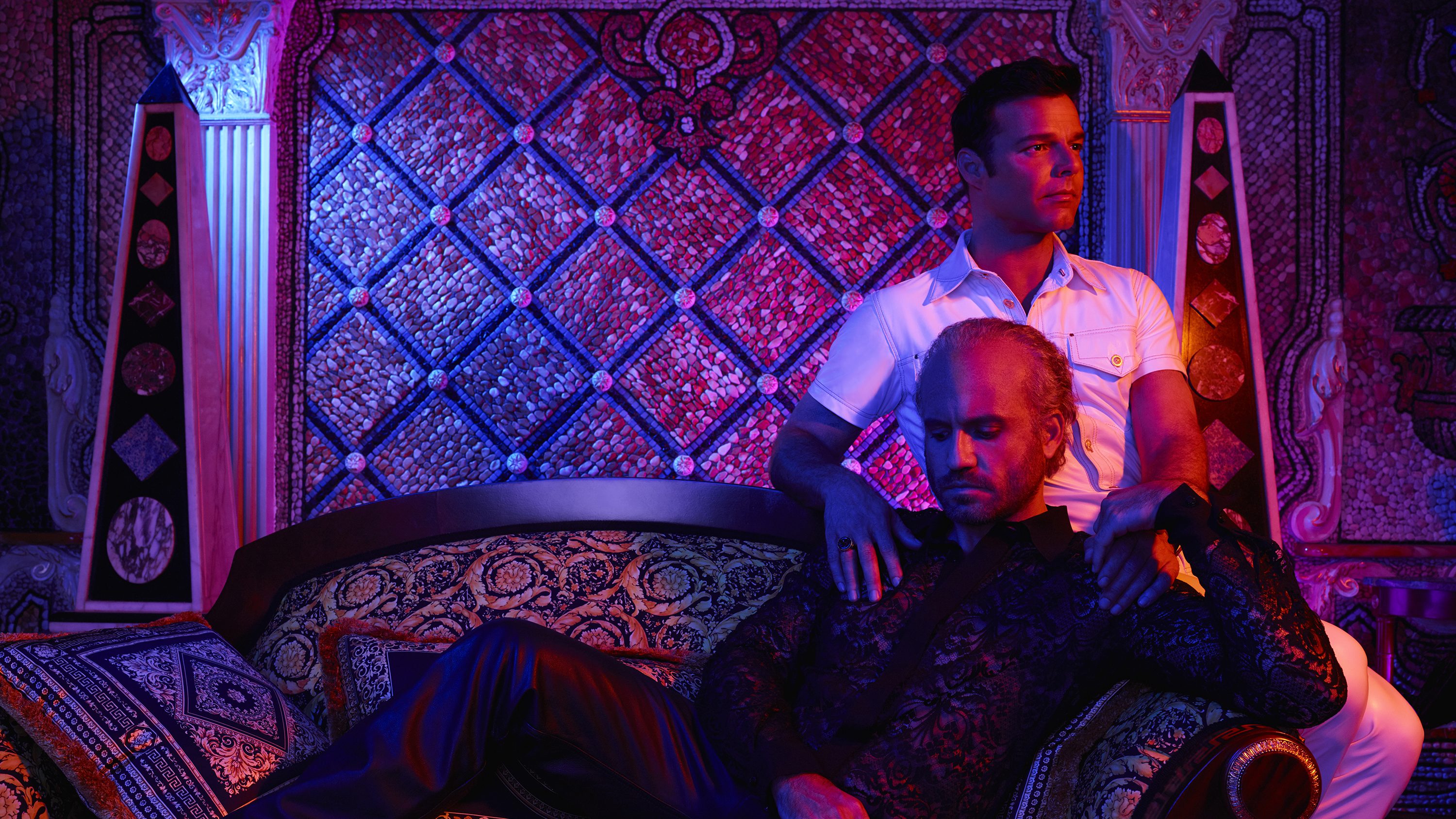 assassintion-of-gianni-versace-e1554938363838