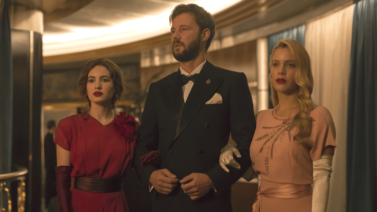 High Seas Alta Mar Eva Fernarndo Carolina Netflix