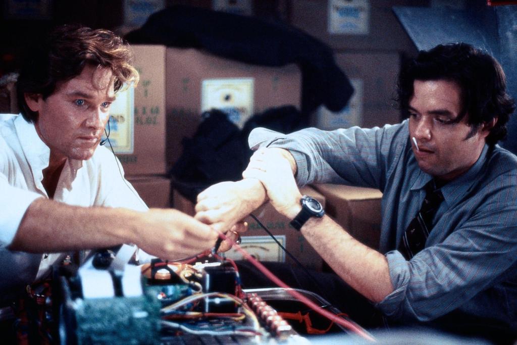 MV5BMzM5ZWNmYTMtMjdjMi00NWUwLThkMWItMTFjMmQ4MTA5NzI4XkEyXkFqcGdeQXVyMDEwMjgxNg@@._V1_